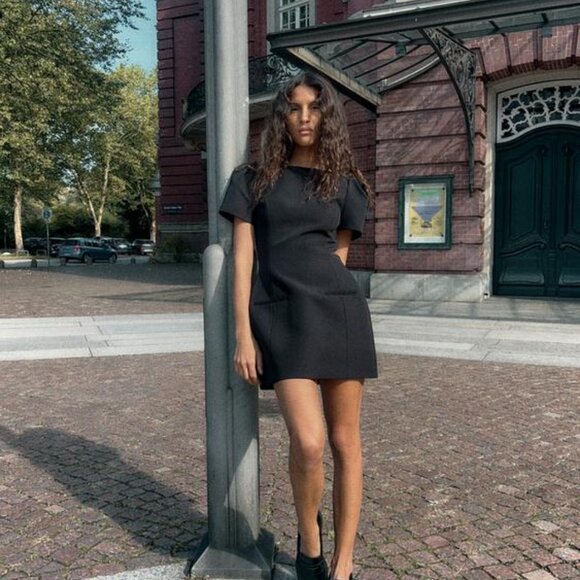 ZARA PLEATED SHORT DRESS WITH POCKETS - Picture 4 of 7